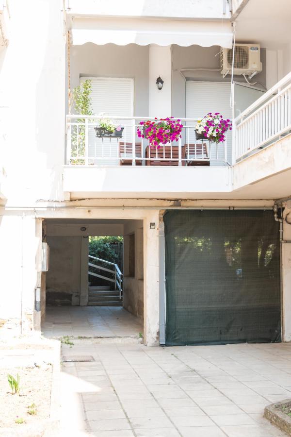 Home Away From Home Peraia  ภายนอก รูปภาพ